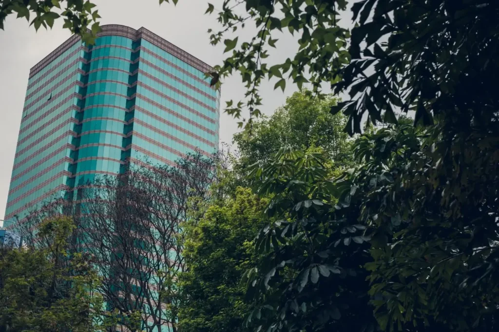 Global Icons of Smart & Sustainable Architecture