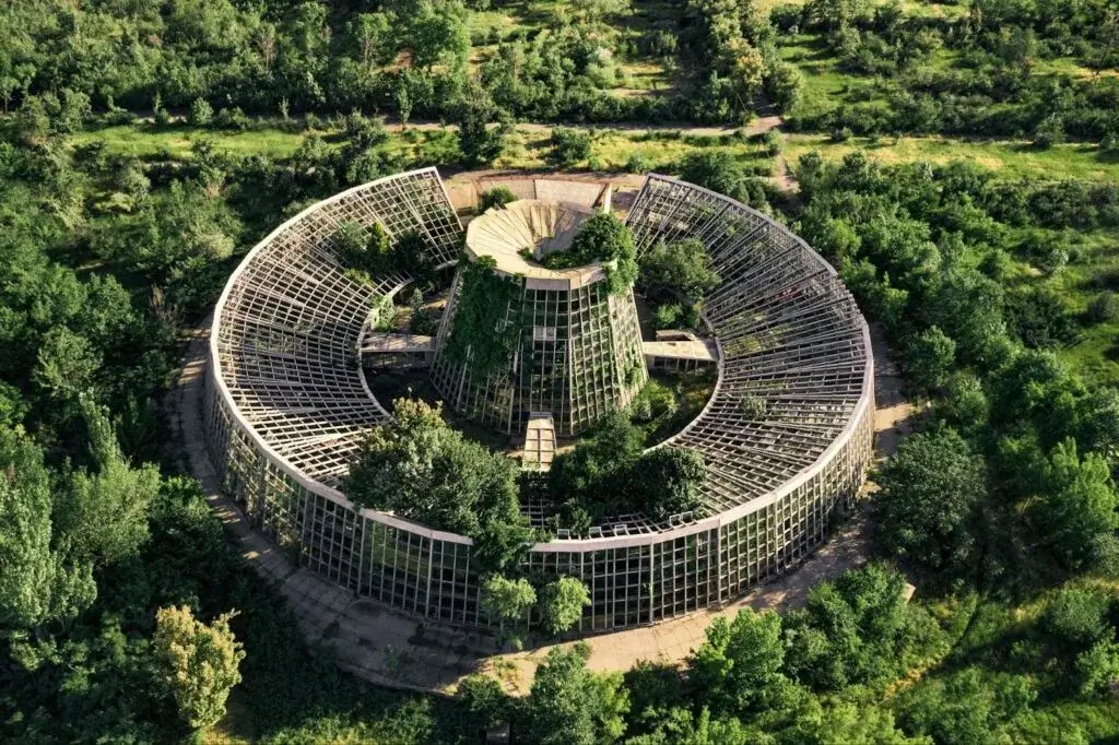 Smart & Sustainable Green Architecture for a Better Tomorrow